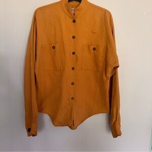 Disney Worldwide Services Womens Size Medium Cast Member Shirt